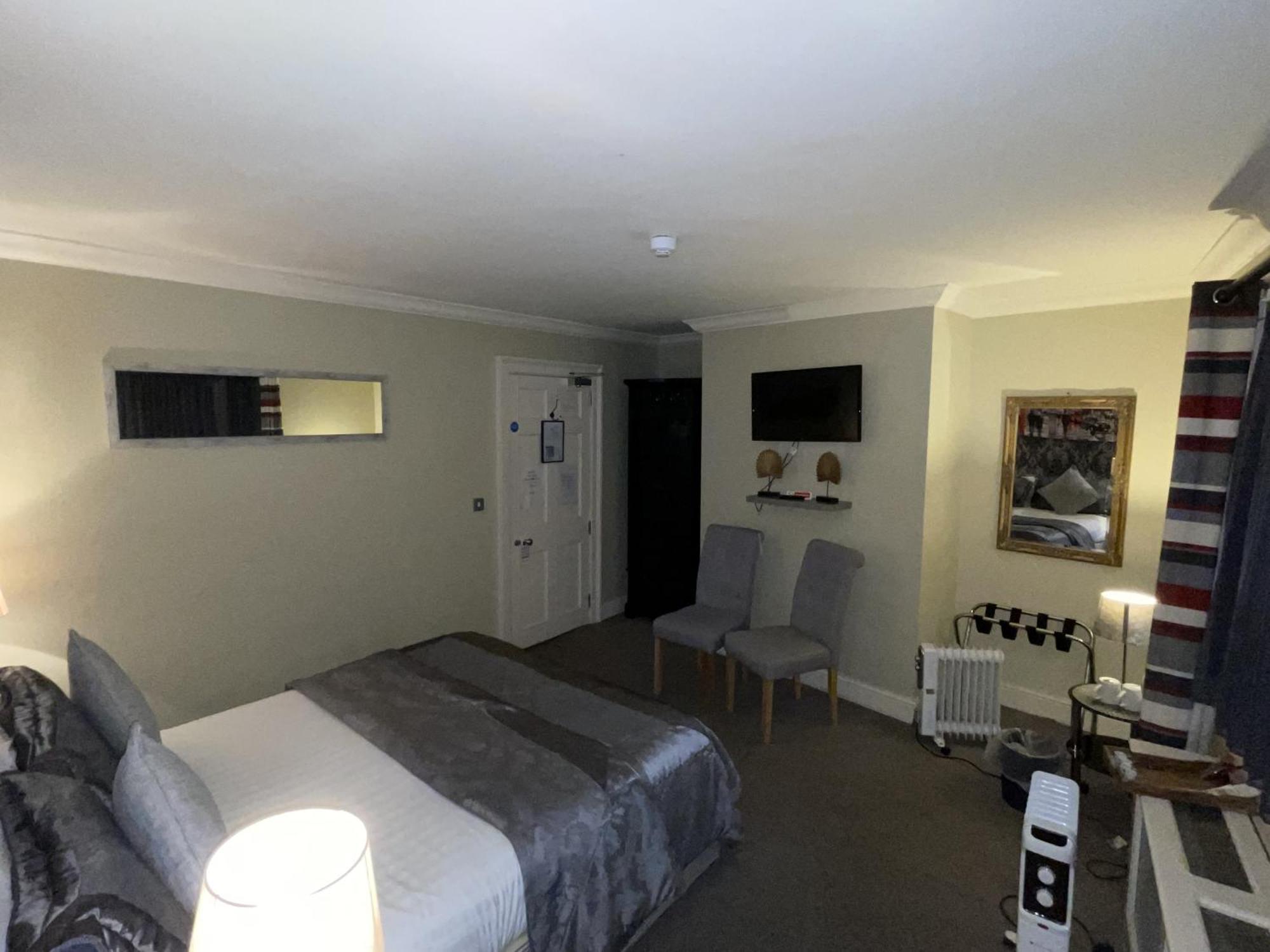 The Commercial Bar & Hotel Chester Pokoj fotografie